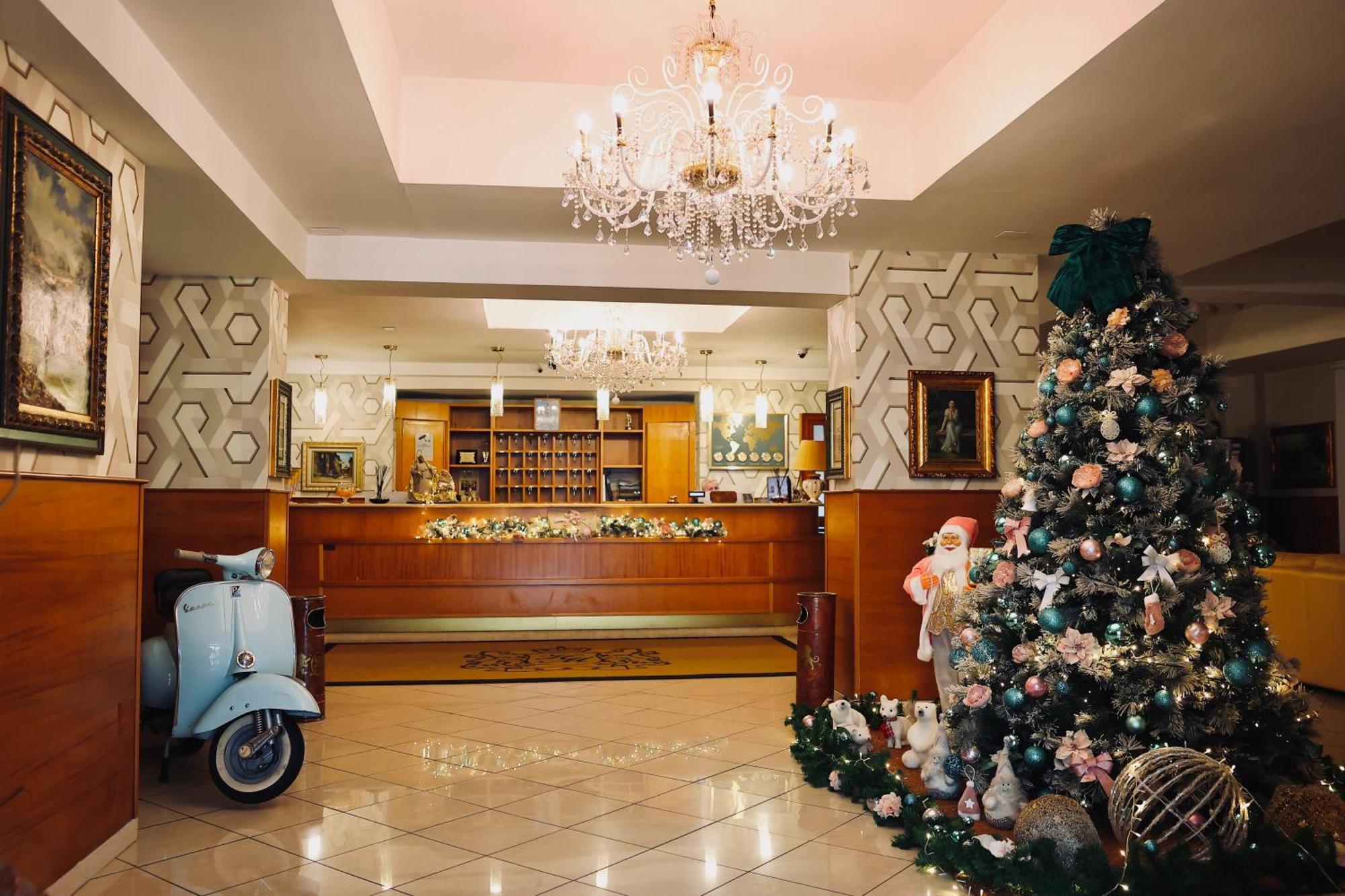 Hotel Max Aversa Esterno foto